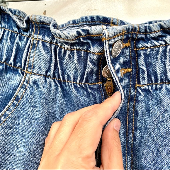 Sweet perfectly distressed jean skirt w shirred elasticated waist & retro vibe - Picture 6 of 14